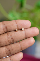 Cute Gold Star Earlobe studs - H10