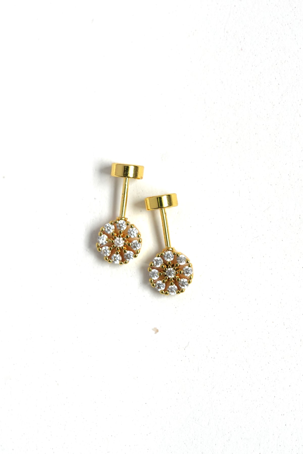 Floral CZ Bugadi | Gold Finish Cartilage Stud