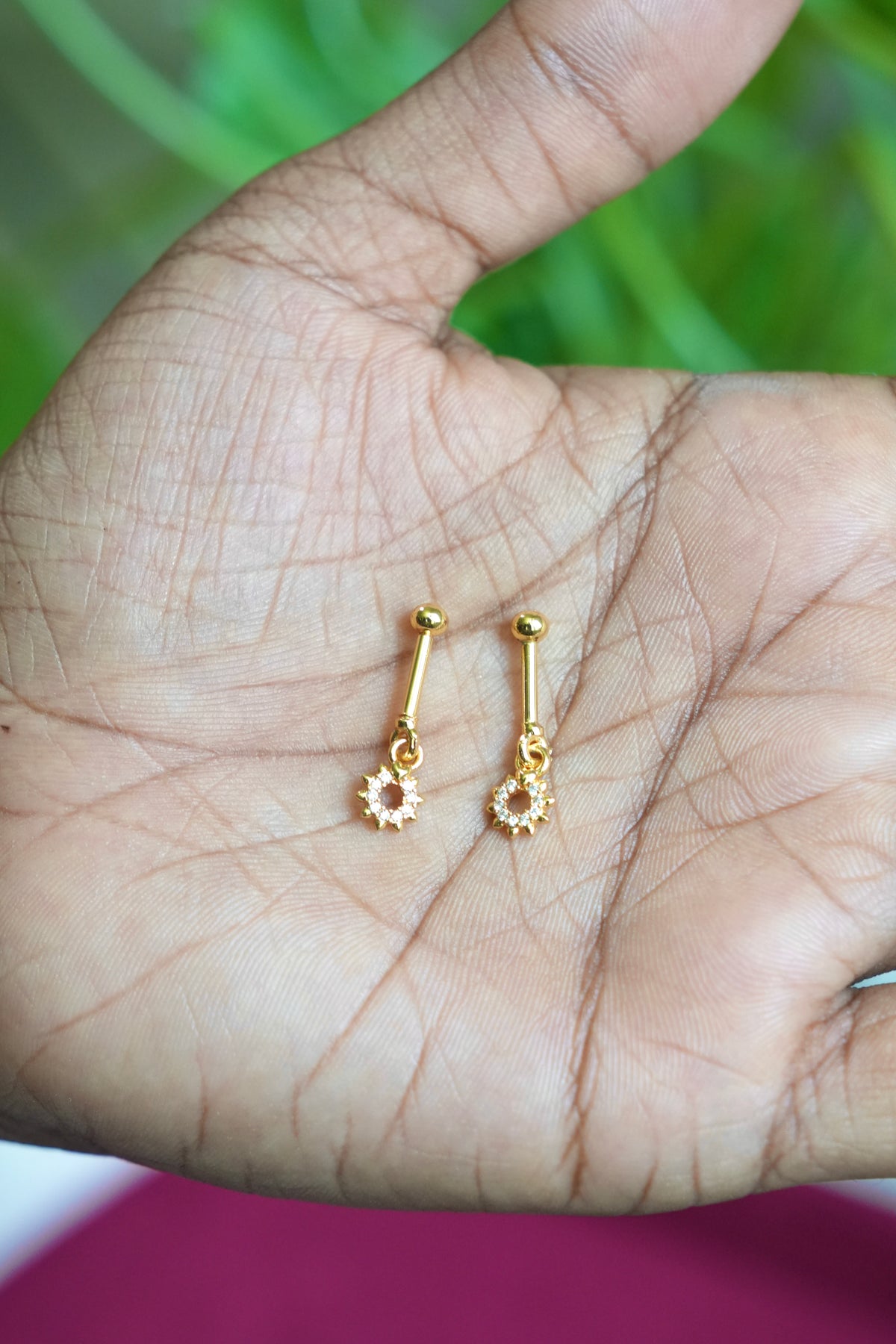Round star gold plated Bugadi