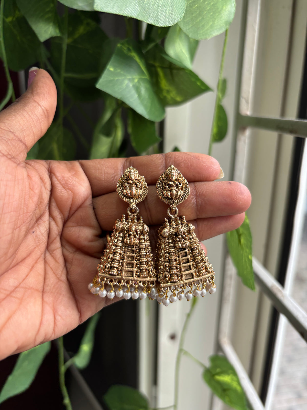 Amritha Vaidehi Jhumka - TJ01