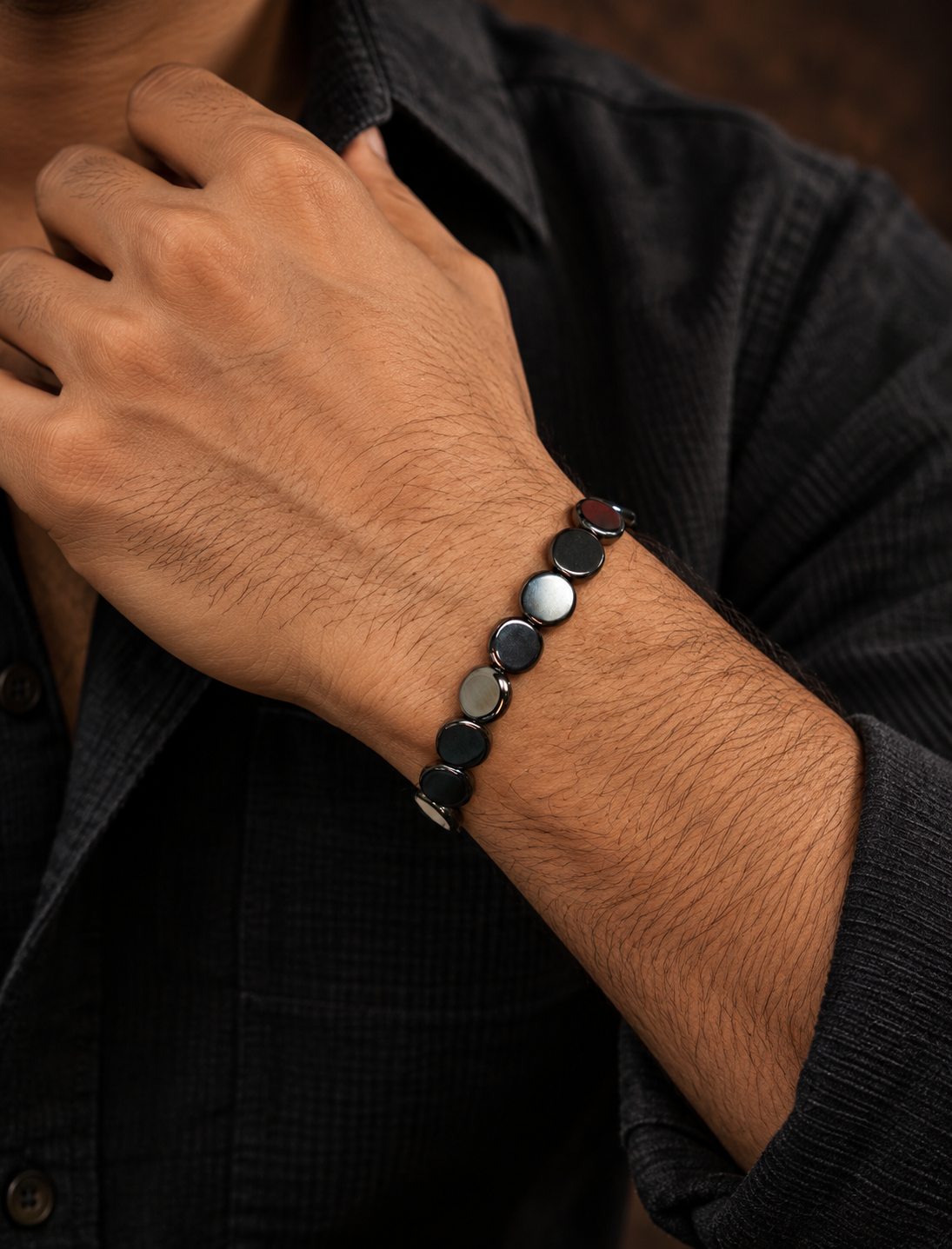 Men’s Black & Silver Round Gunmetal Disc Bracelet