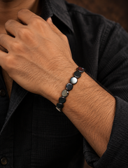 Men’s Black & Silver Round Gunmetal Disc Bracelet