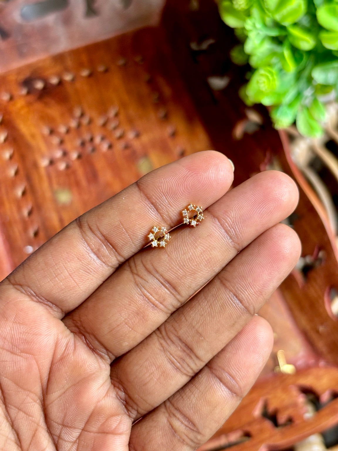 Elegant Second Stud SSB11