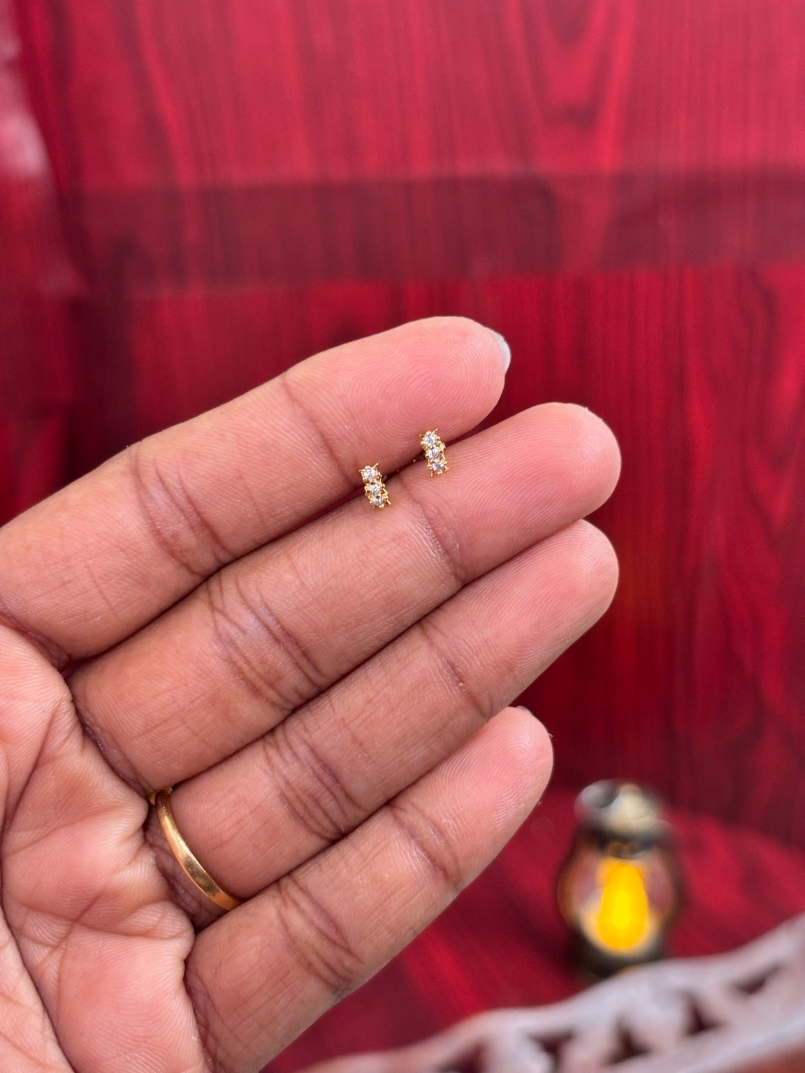 Diamond replica Tiny 3 Stone Ear studs SSB37