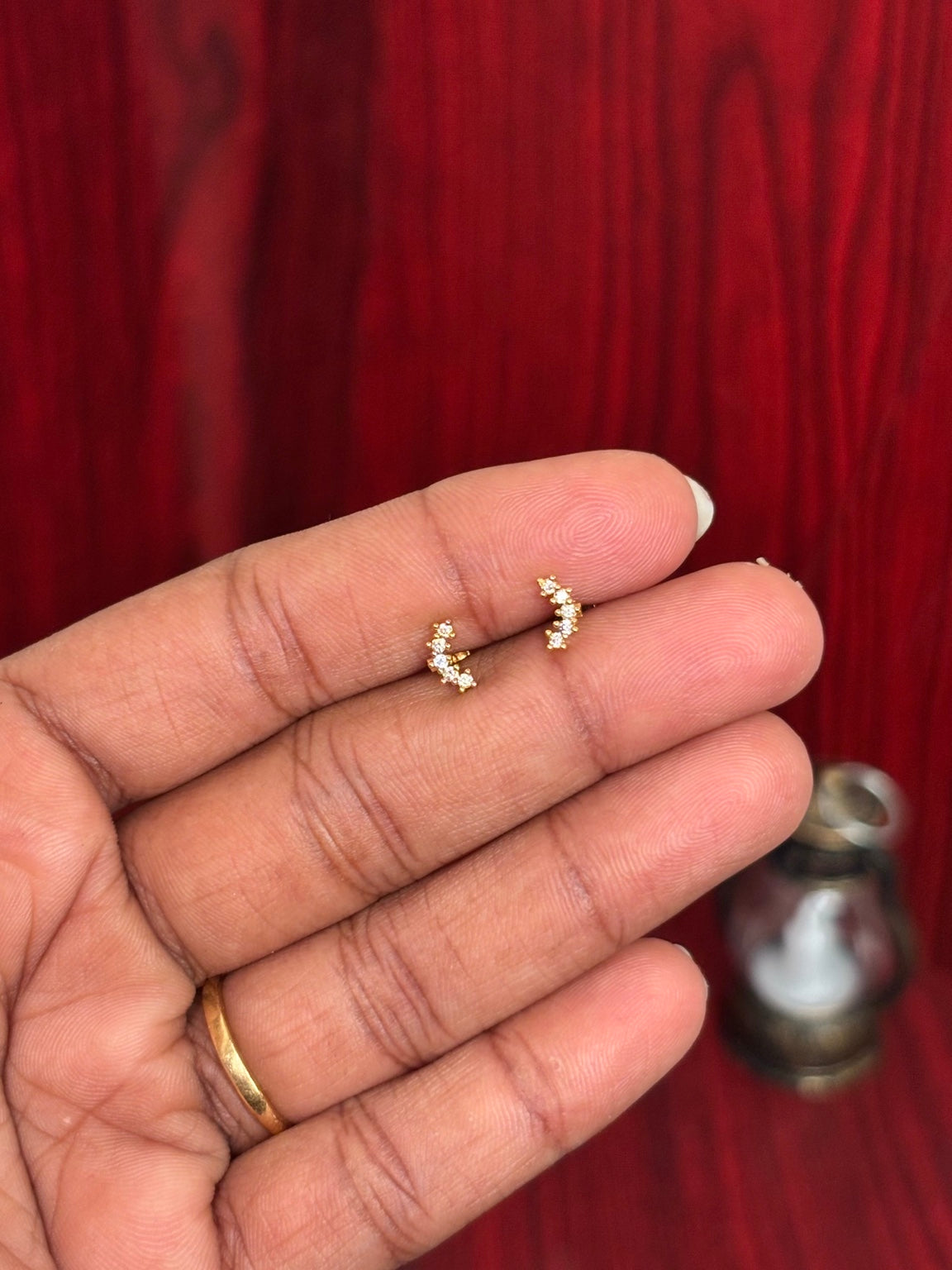 Diamond Replica Crystal Curved Ear Studs - SSB38