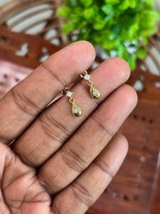 Hanging Sparkling Studs Gold